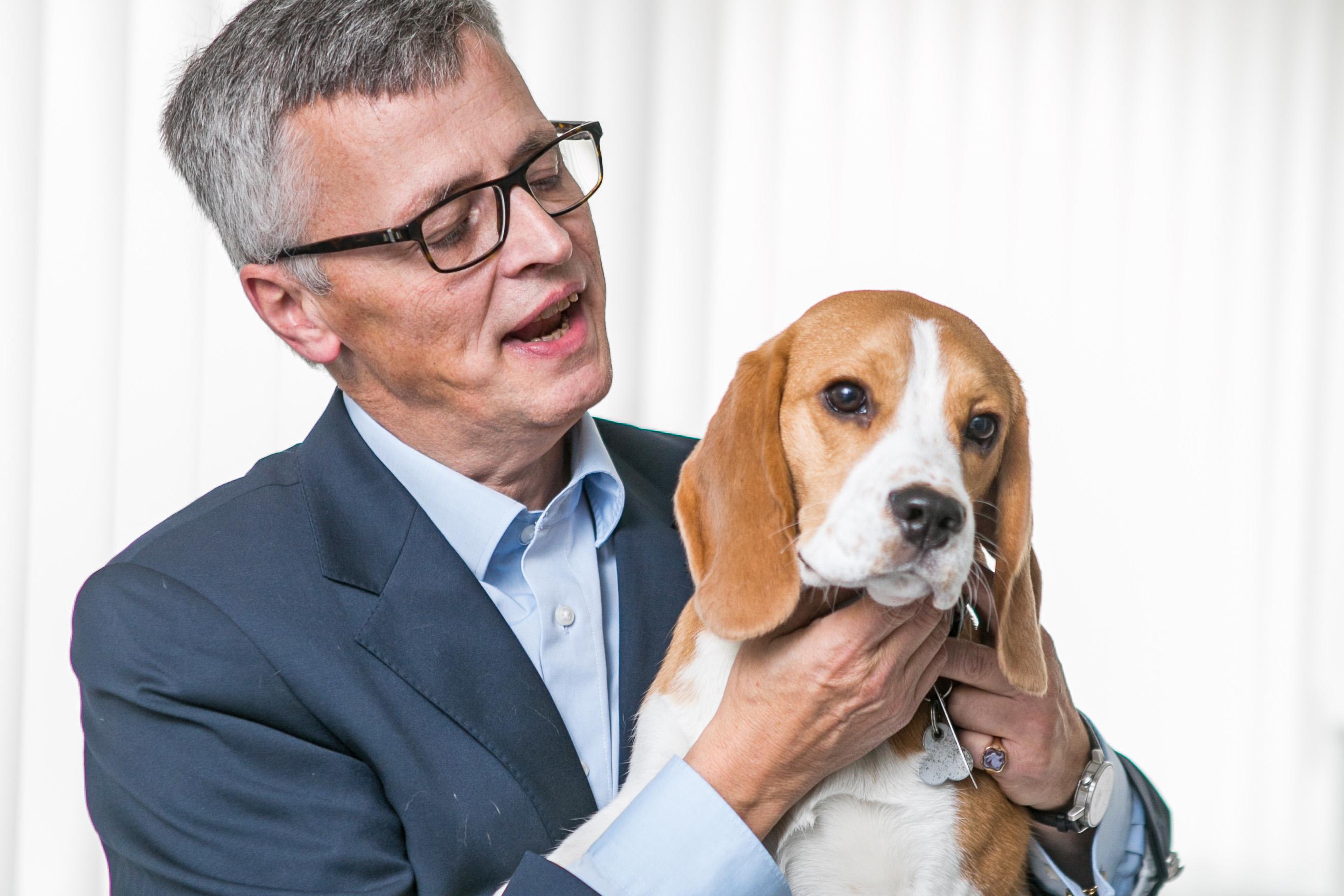 Diakonie Vorstand Kollmann Mit Hund