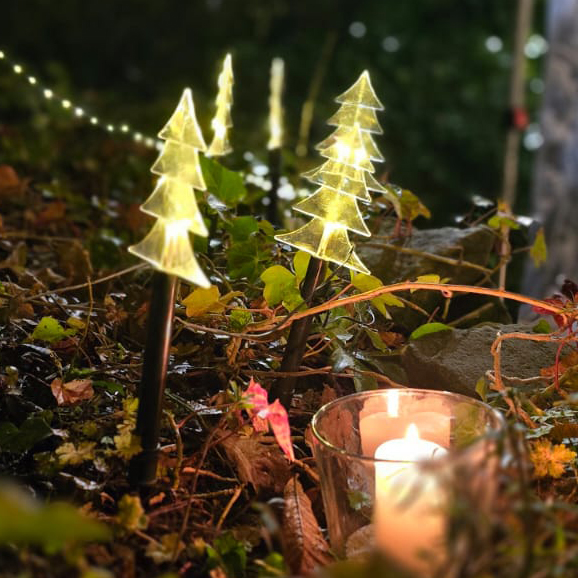 Zauberhaften Gartenbeleuchtung beim Wiehnachtstuun. Foto: PFL